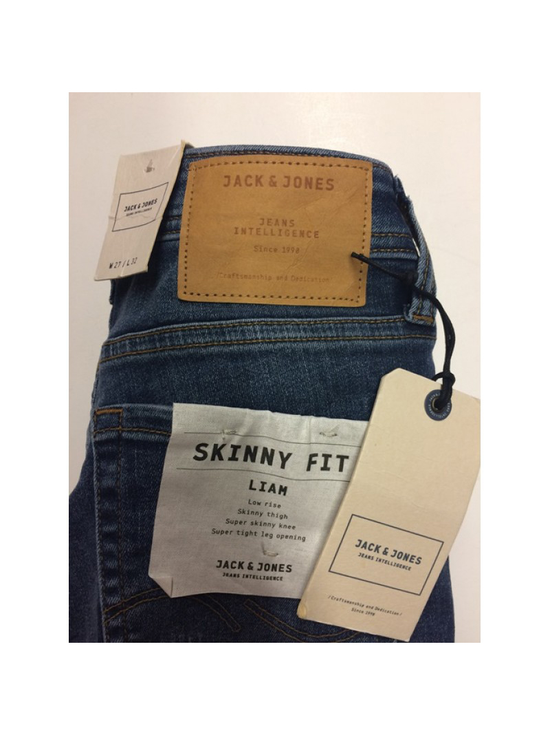 ▷ SelfOutlet.com: Mixed Stock Jack&Jones, Only&Sons, Only, Vila, Moda — Supplier of clothing lots for stores and clothing